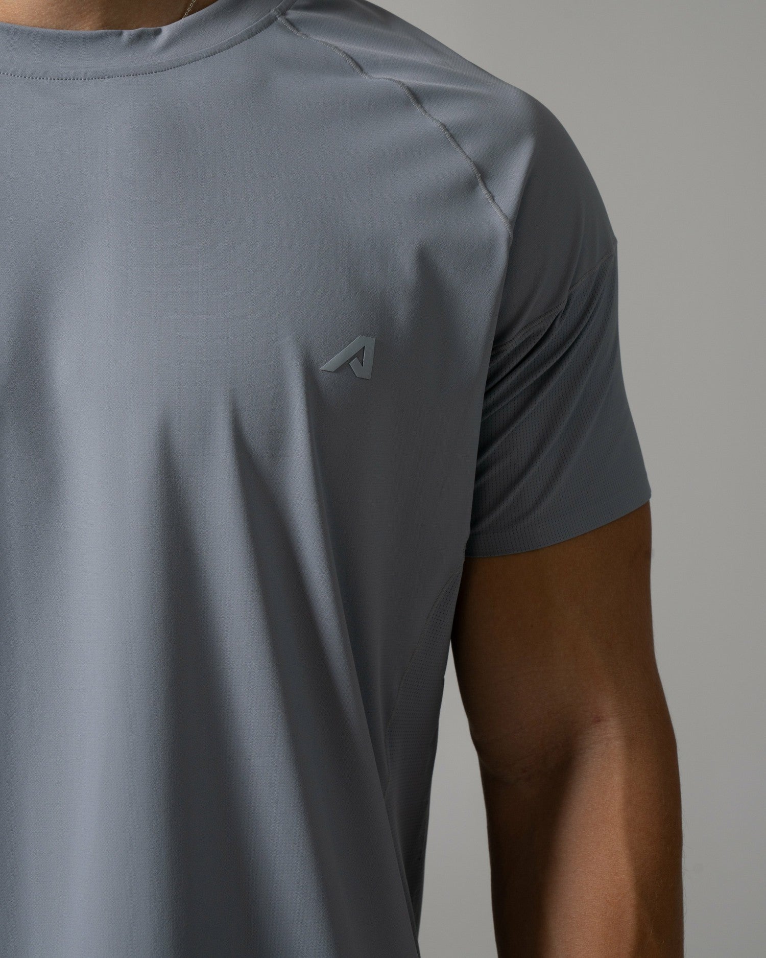 Fusion Tee - Stone - Mens Workout Tee | Alphalete