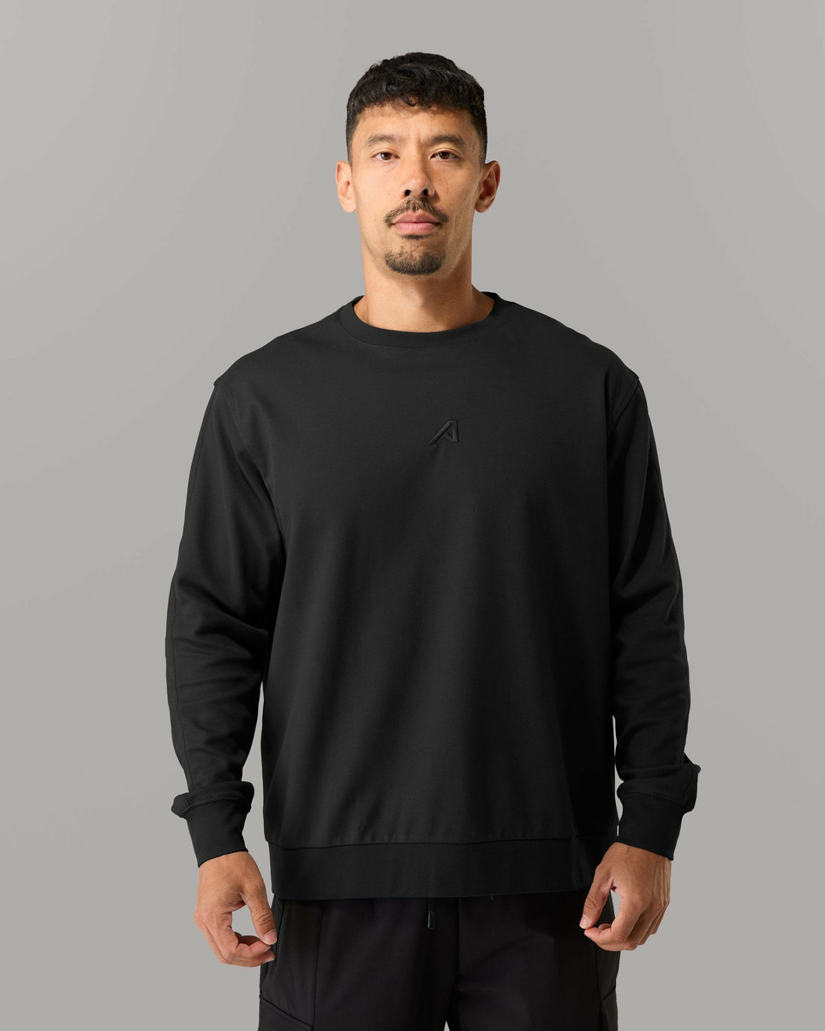 Reverse Terry Crew - Black - Workout Clothes | Alphalete
