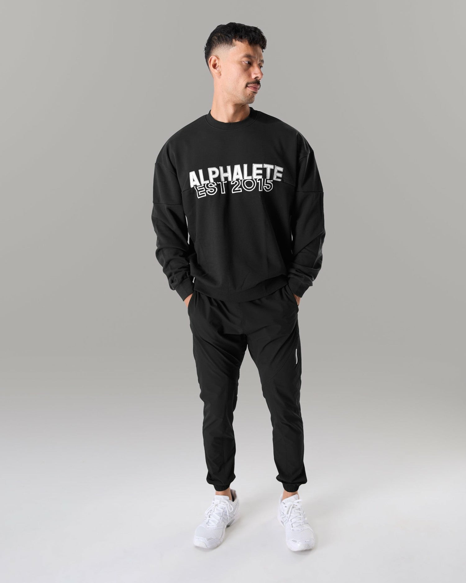 Establishment Split Crewneck - Black - Workout Clothes | Alphalete