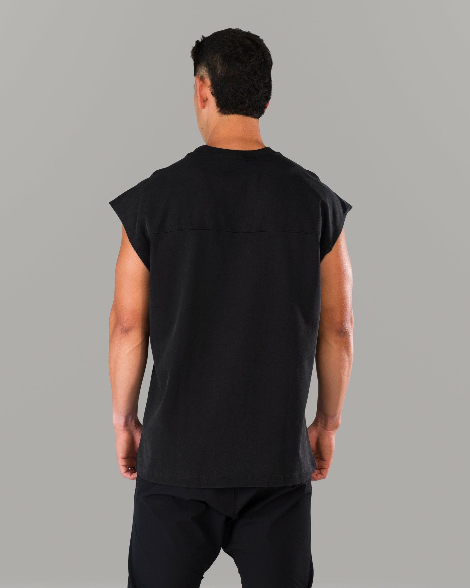 Union Mineral Cutoff - Washed Black - Mens Workout Tee | Alphalete