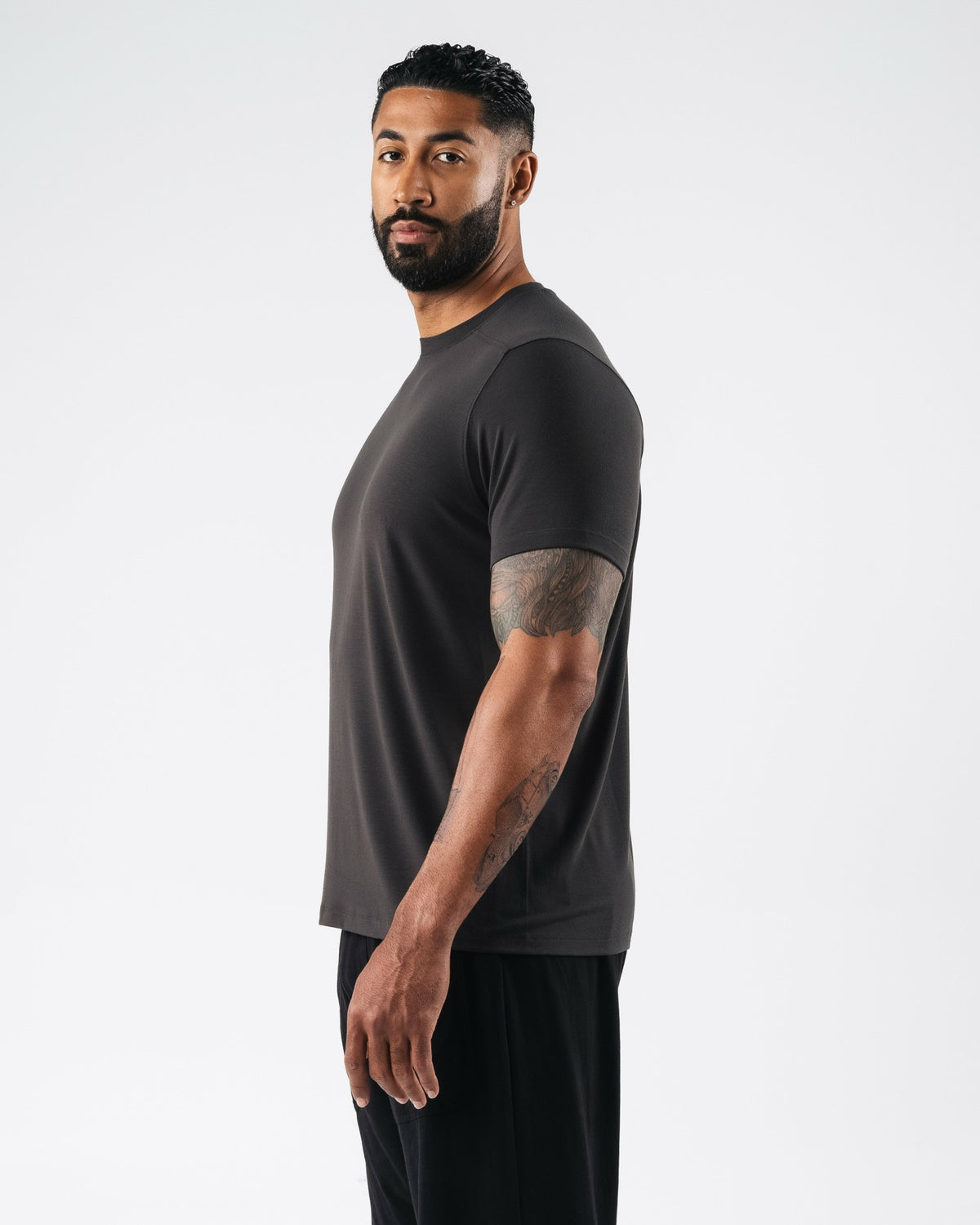 Zero Accent Tee - Dark Grey - Mens Workout Tee | Alphalete