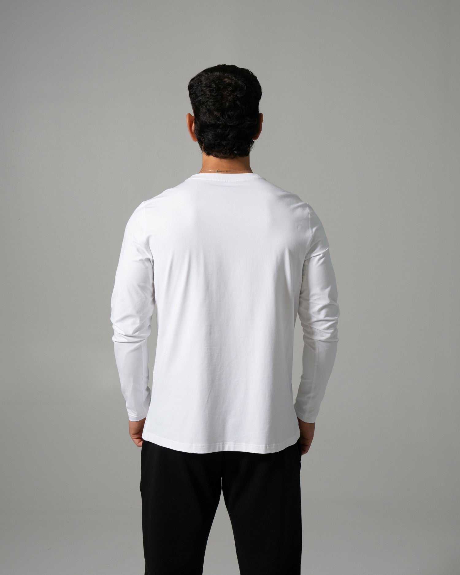 Momentum LS - White - Workout Clothes | Alphalete
