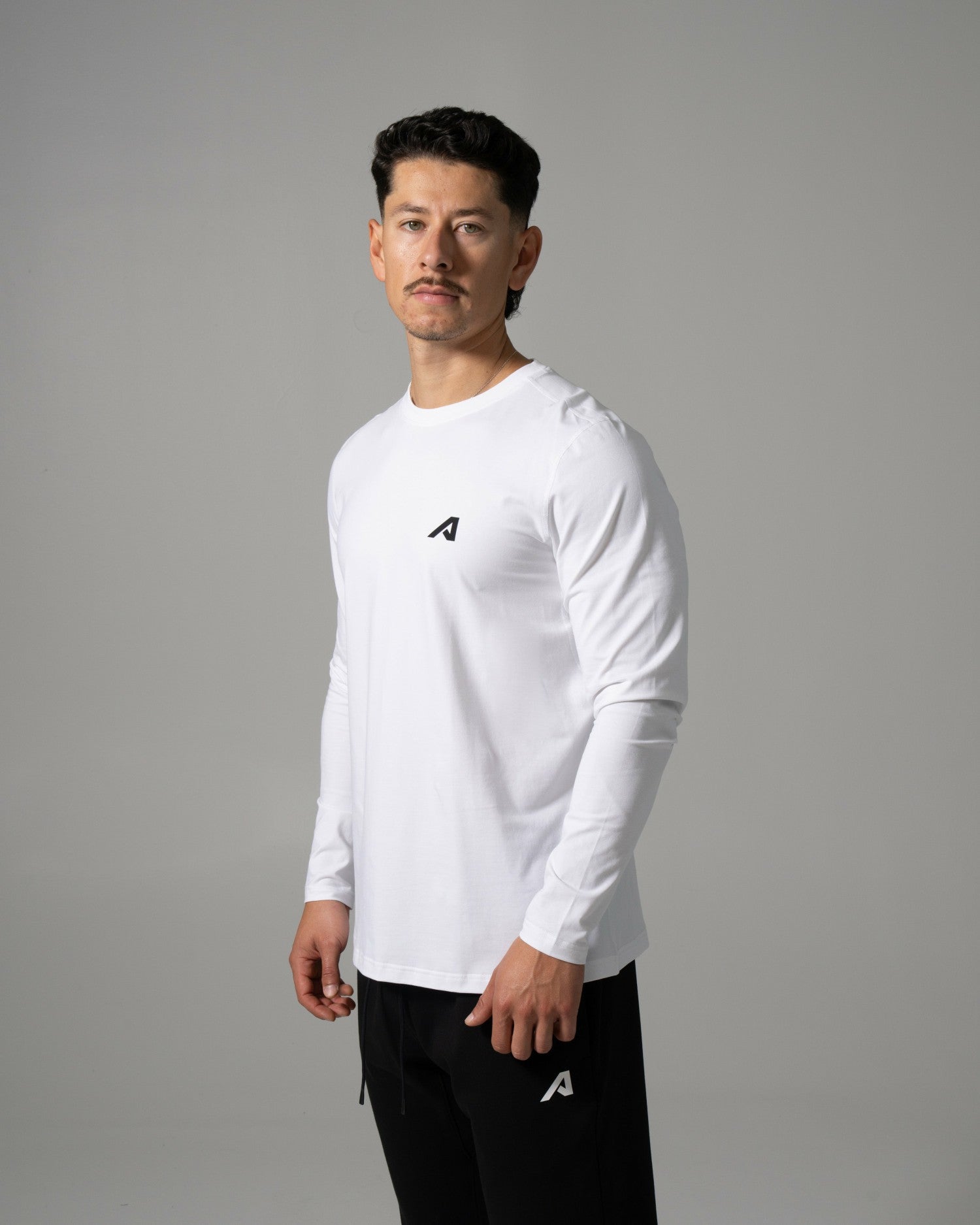Momentum LS - White - Workout Clothes | Alphalete