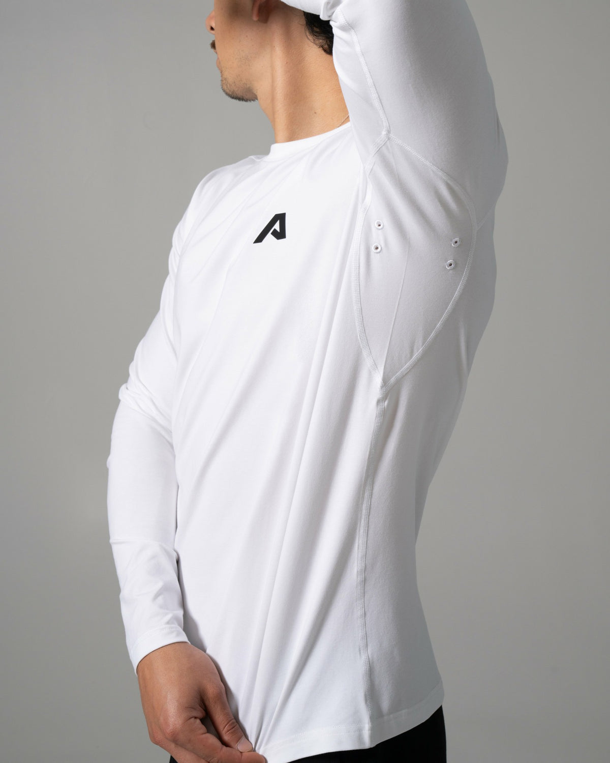 Momentum LS - White - Workout Clothes | Alphalete