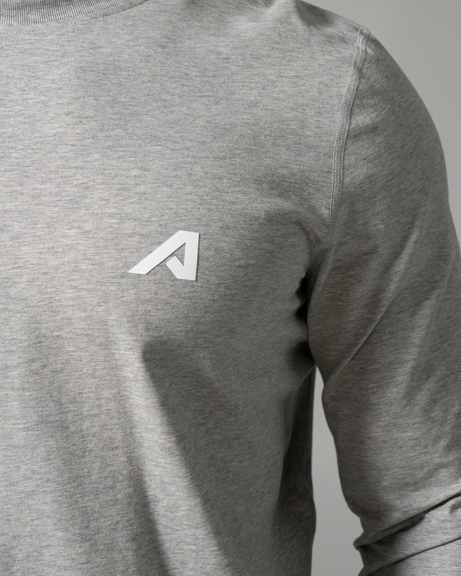 Momentum LS - City Dust - Workout Clothes | Alphalete