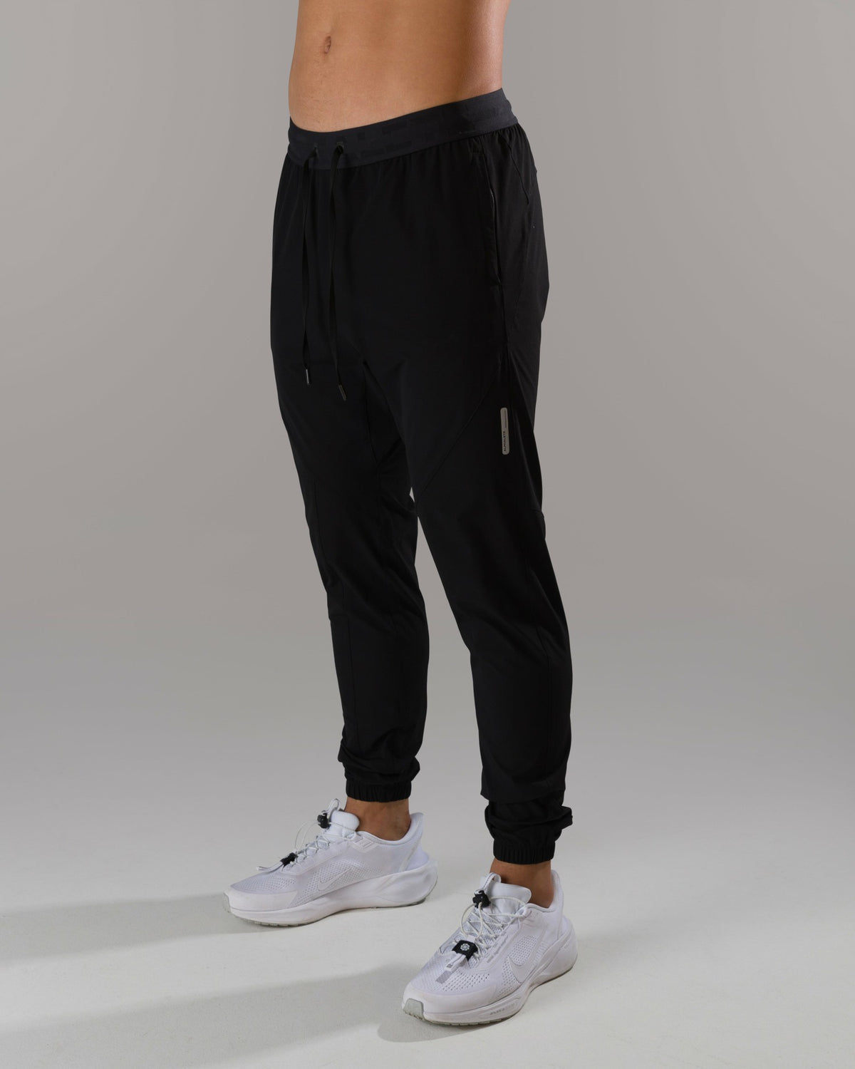 Apex Jogger - Black - Mens Track Pants | Alphalete