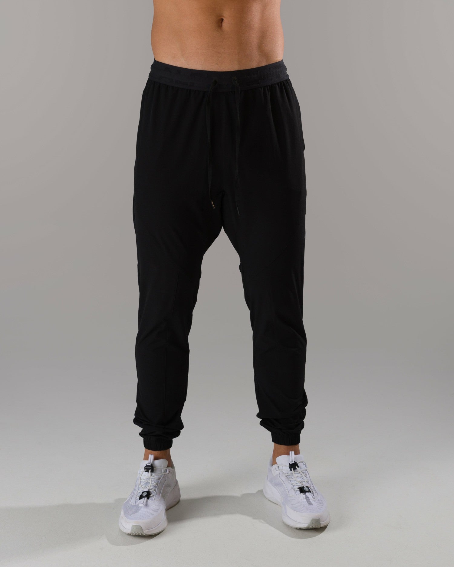Apex Jogger - Black - Mens Track Pants | Alphalete