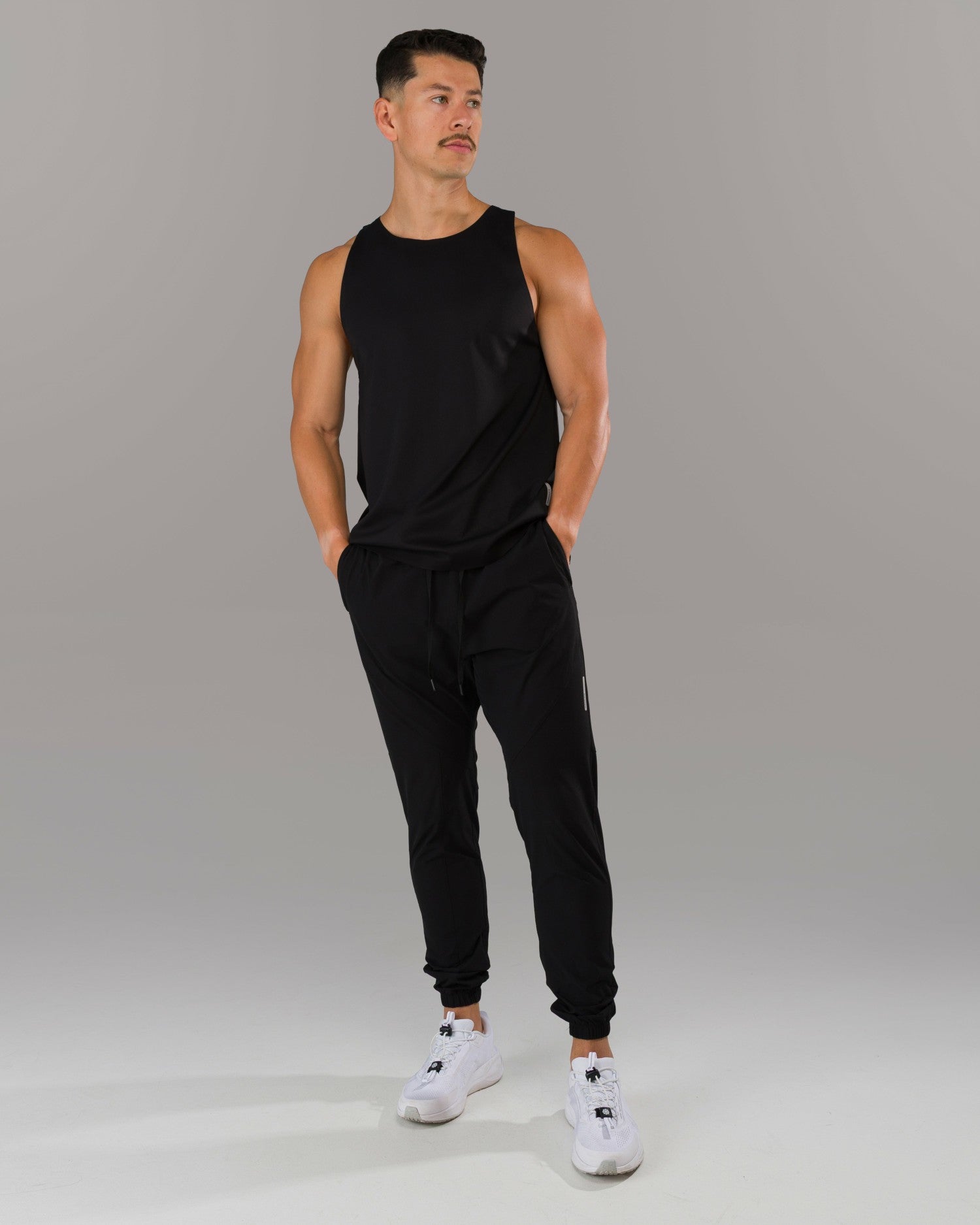 Apex Jogger - Black - Mens Track Pants | Alphalete
