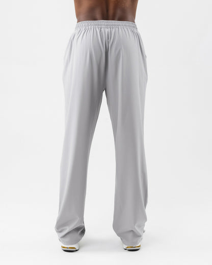 Club Training Pant - Chrome - Men's Athletic Pants | Alphalete