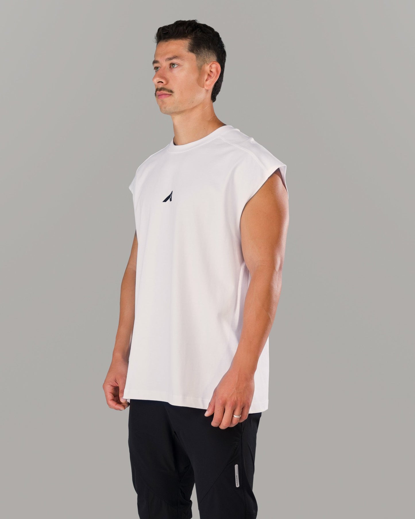Union Mineral Cutoff - White - Mens Workout Tee | Alphalete