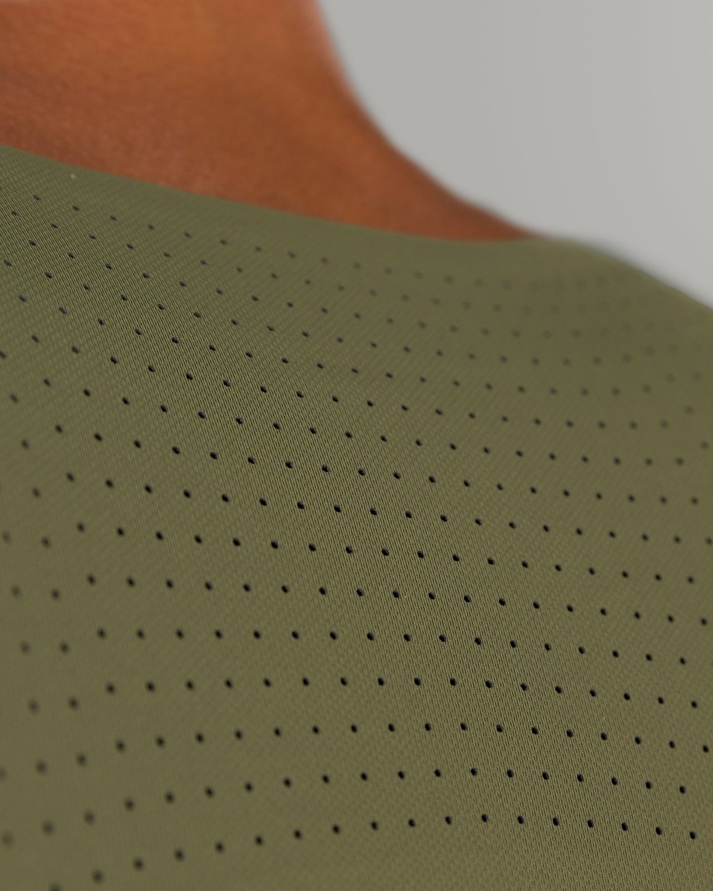 AeroFlex Vault Tank - Tactical Olive - Mens Workout Tee | Alphalete
