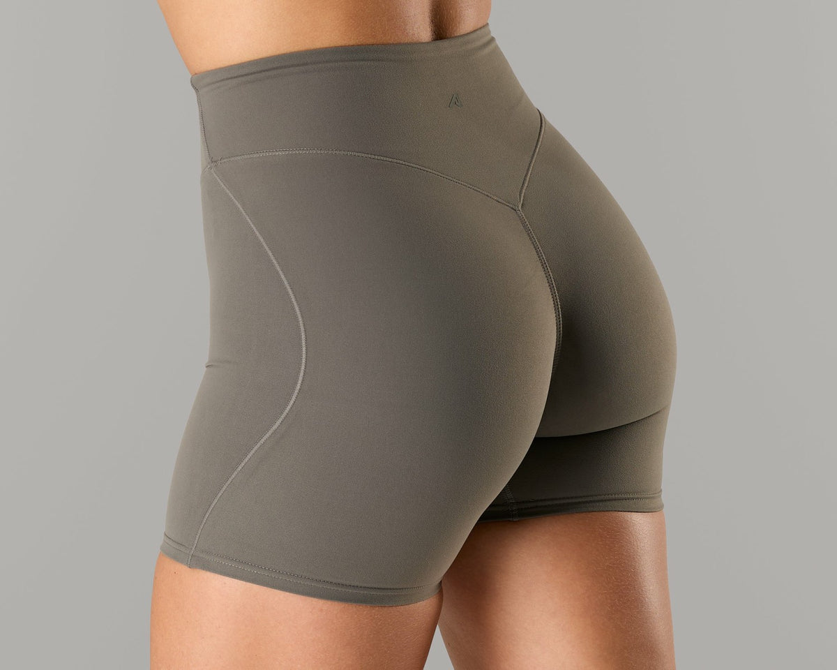 Everyday Elevate Ultra-High Rise Short - Pewter | Alphalete