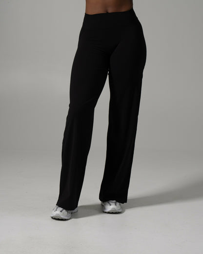 Aura Wide Leg Pant Long - Black | Alphalete