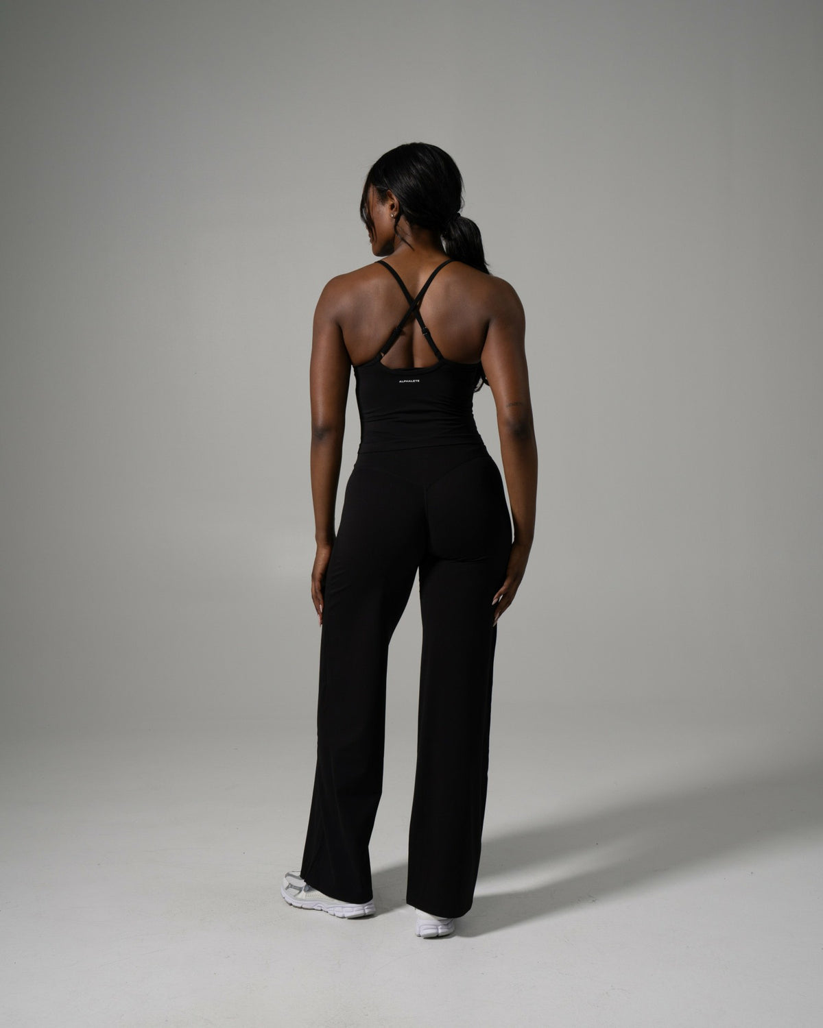 Aura Wide Leg Pant Long - Black | Alphalete