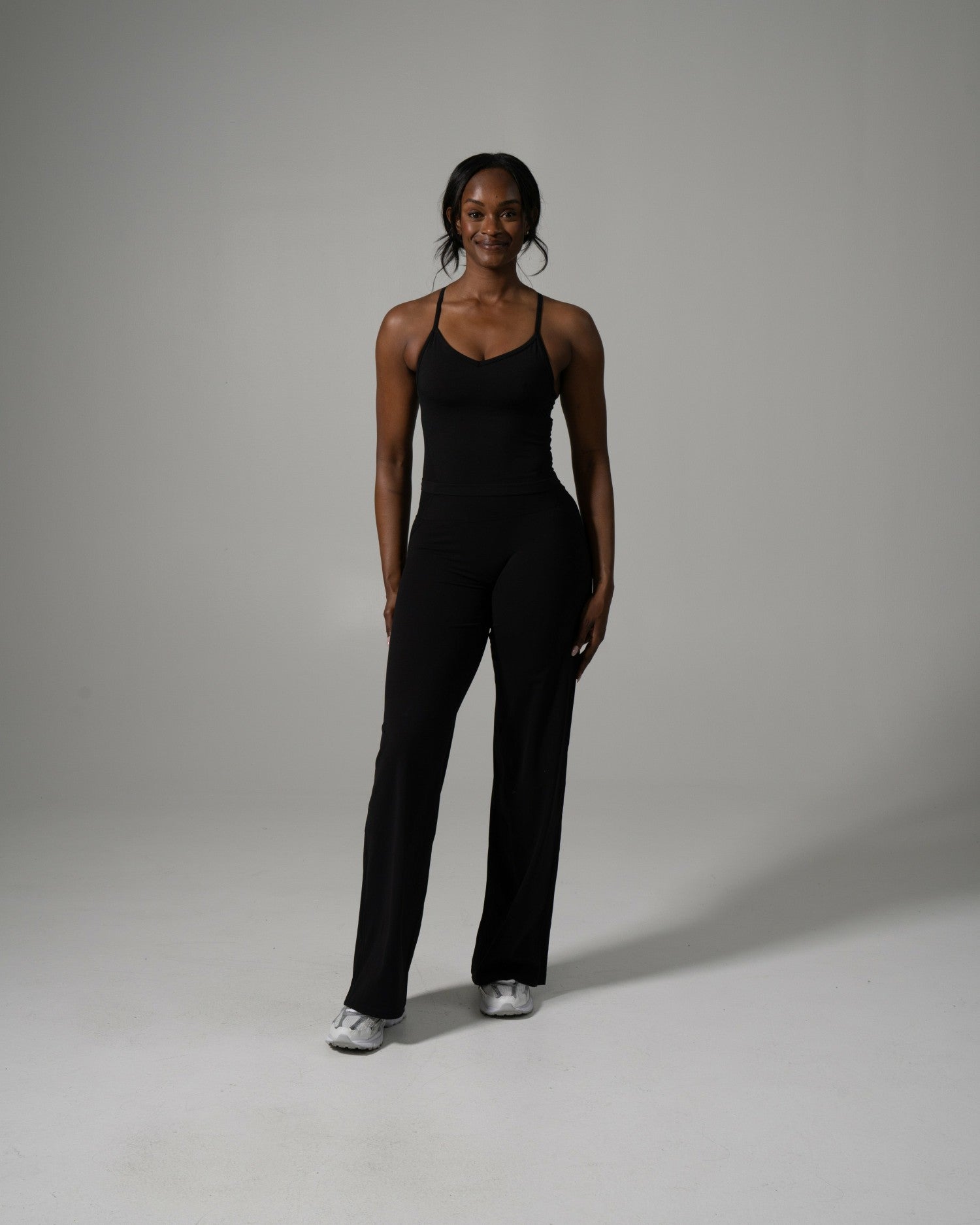 Aura Wide Leg Pant Long - Black | Alphalete