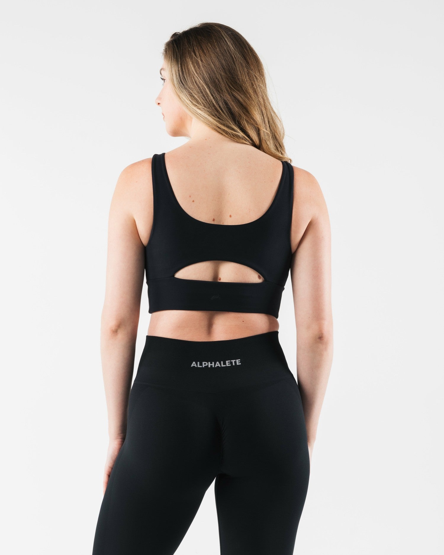 Celeste Bra C/D Cup - Black - Best Sports Bra | Alphalete