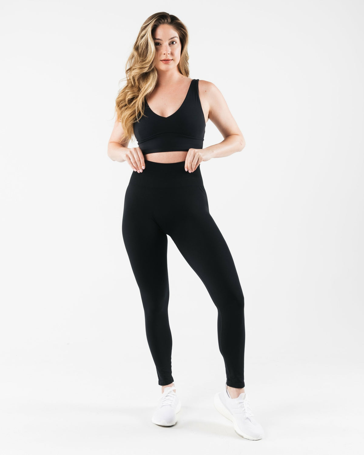 Celeste Bra C/D Cup - Black - Best Sports Bra | Alphalete