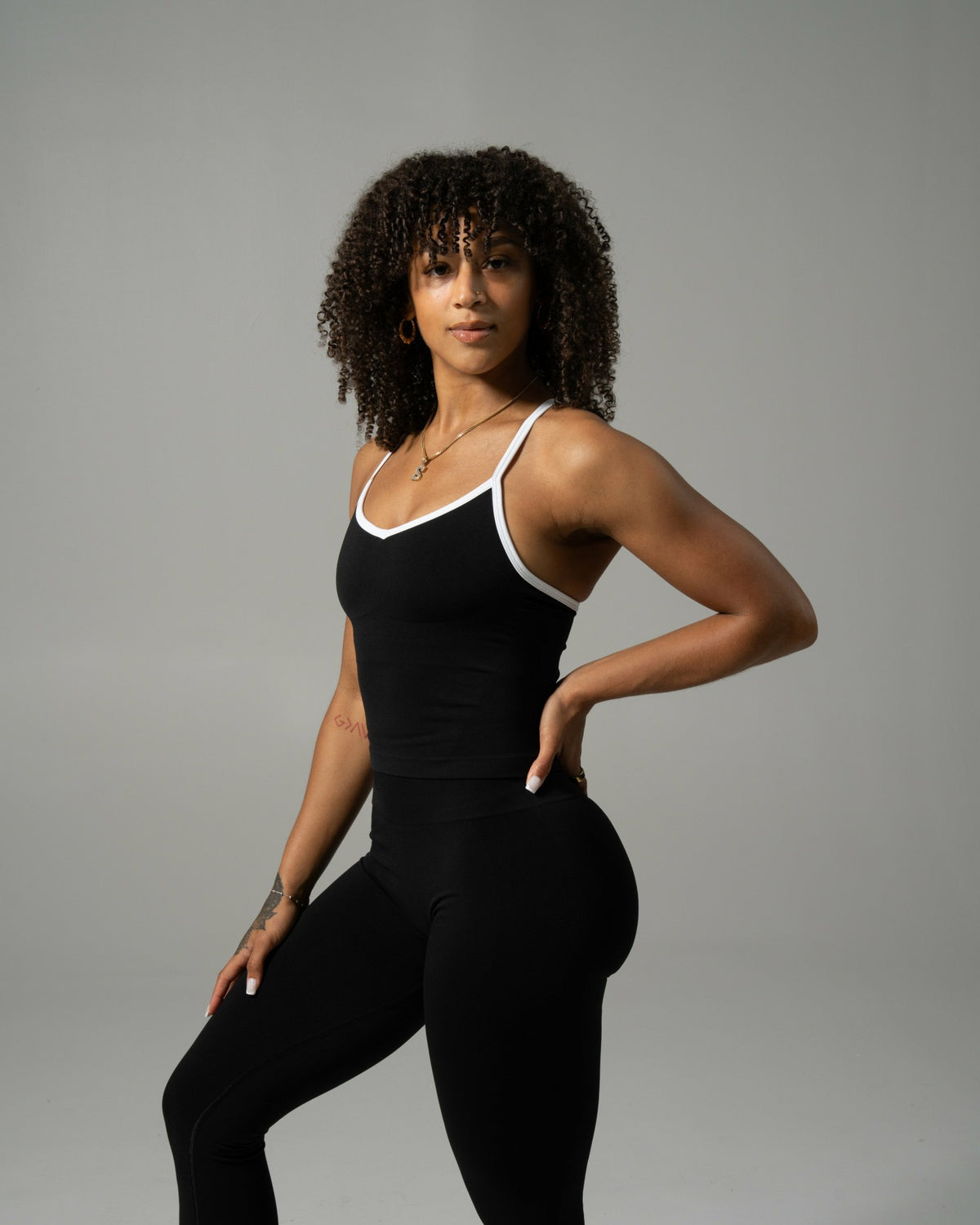 Crossed Push Tank - Black Contrast | Alphalete