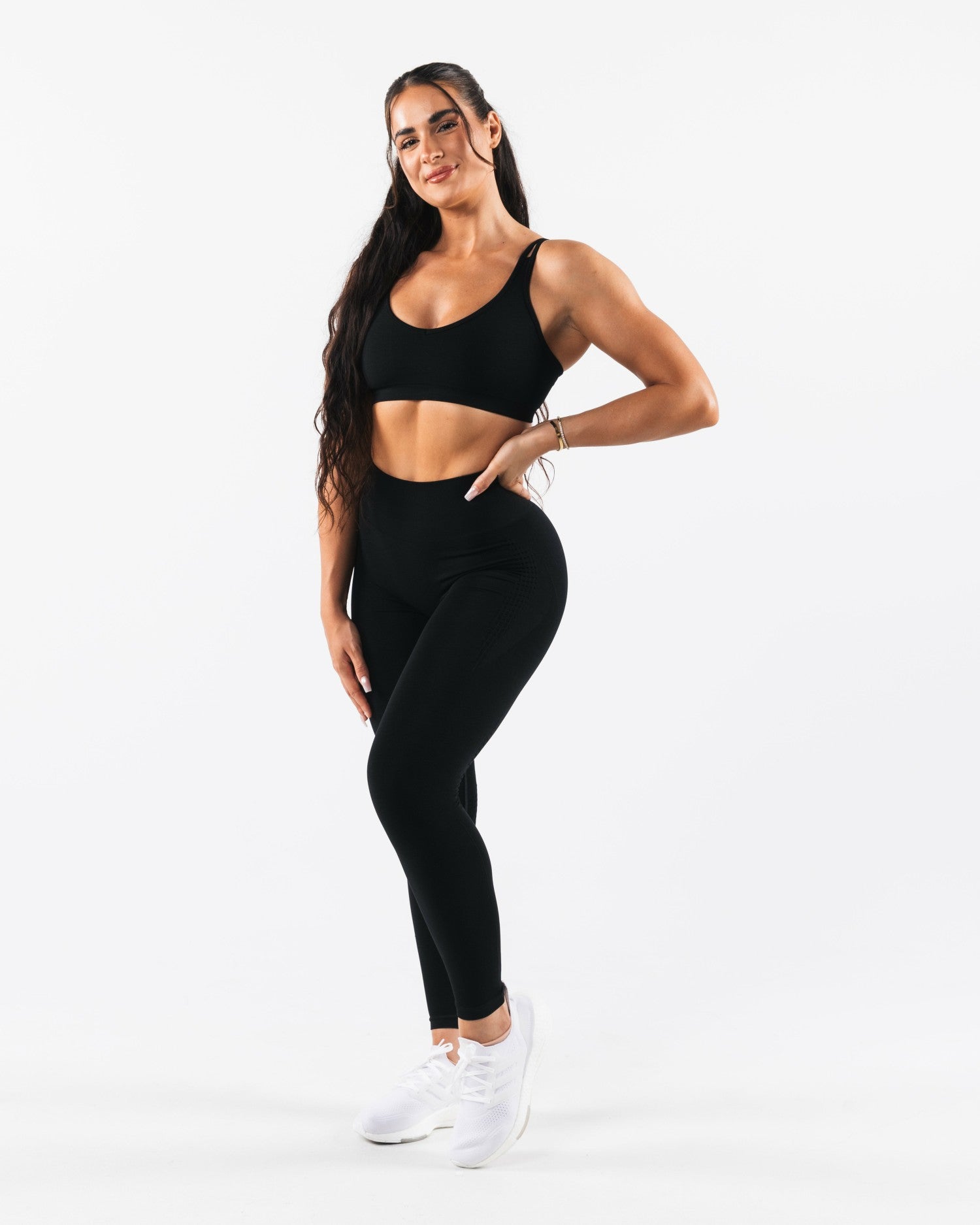 Amplify Excel Bra - Black - Best Sports Bra | Alphalete