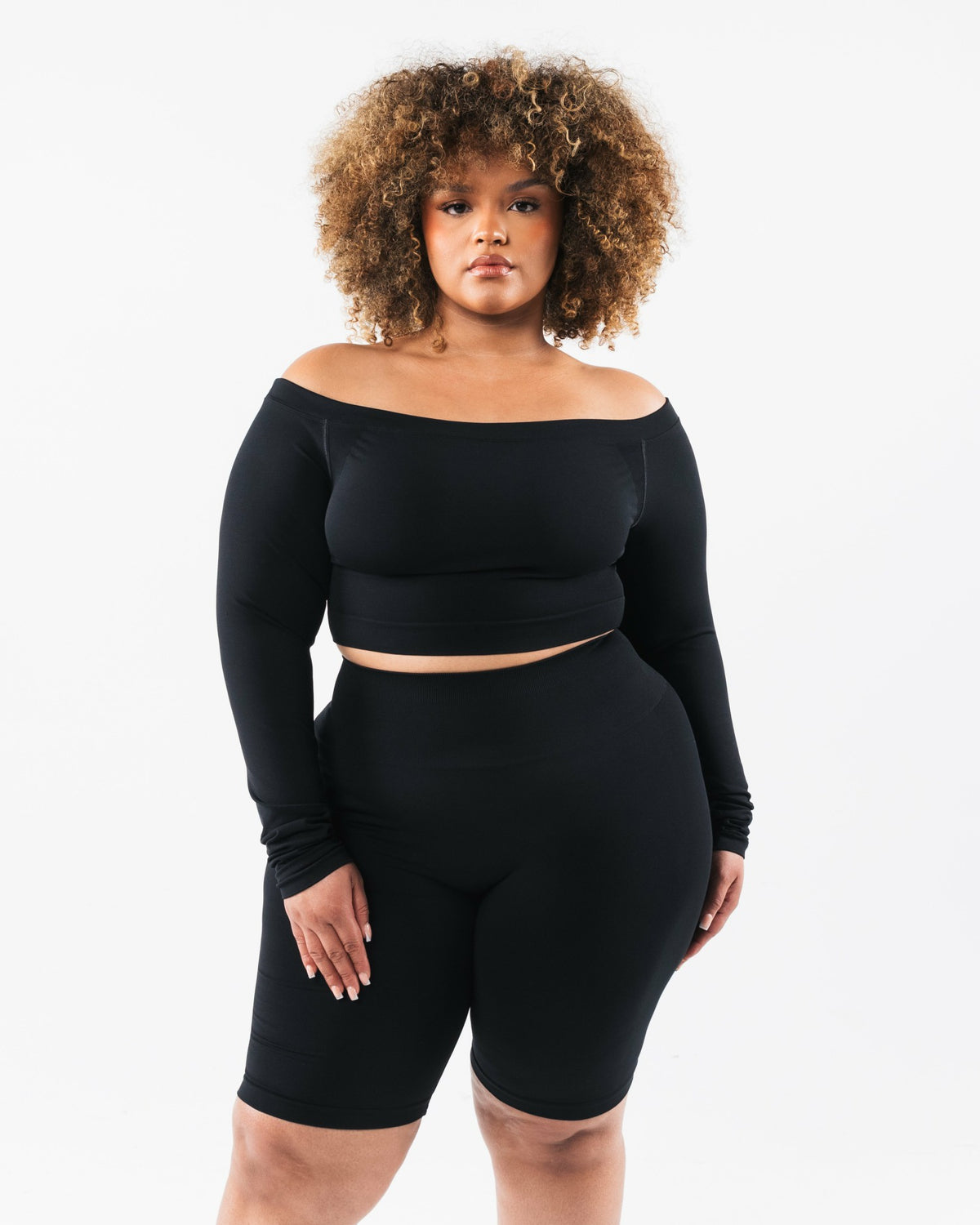 Amplify Halley LS - Black - Workout Clothes | Alphalete