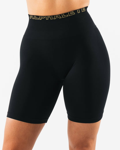 Amplify Gravity Ultra-High Rise Biker Short - Black SE | Alphalete