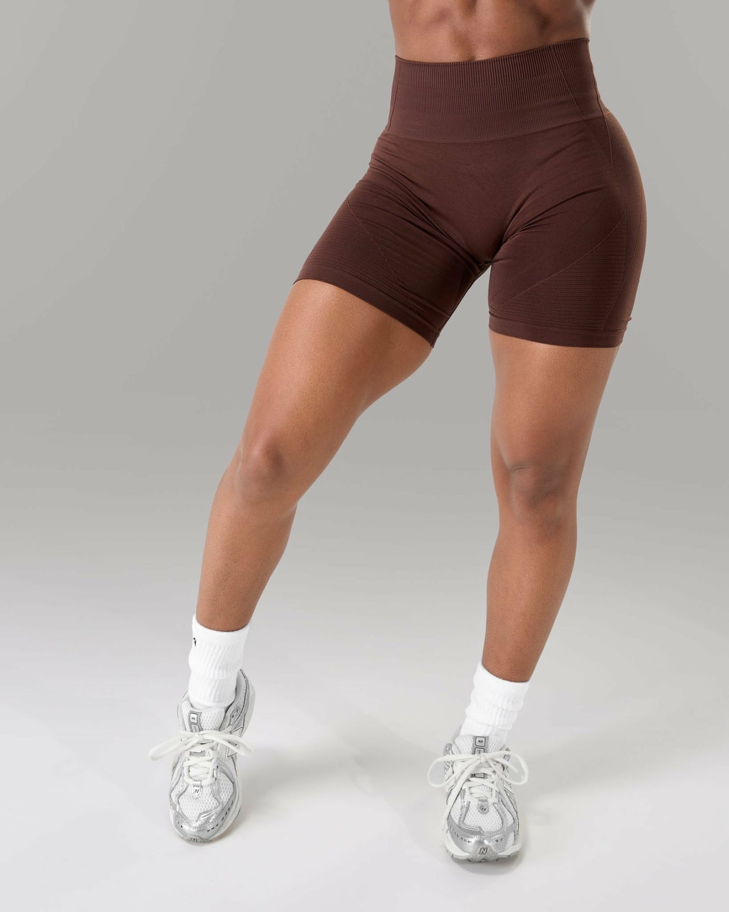 Revive High Rise Short - Cashmere | Alphalete