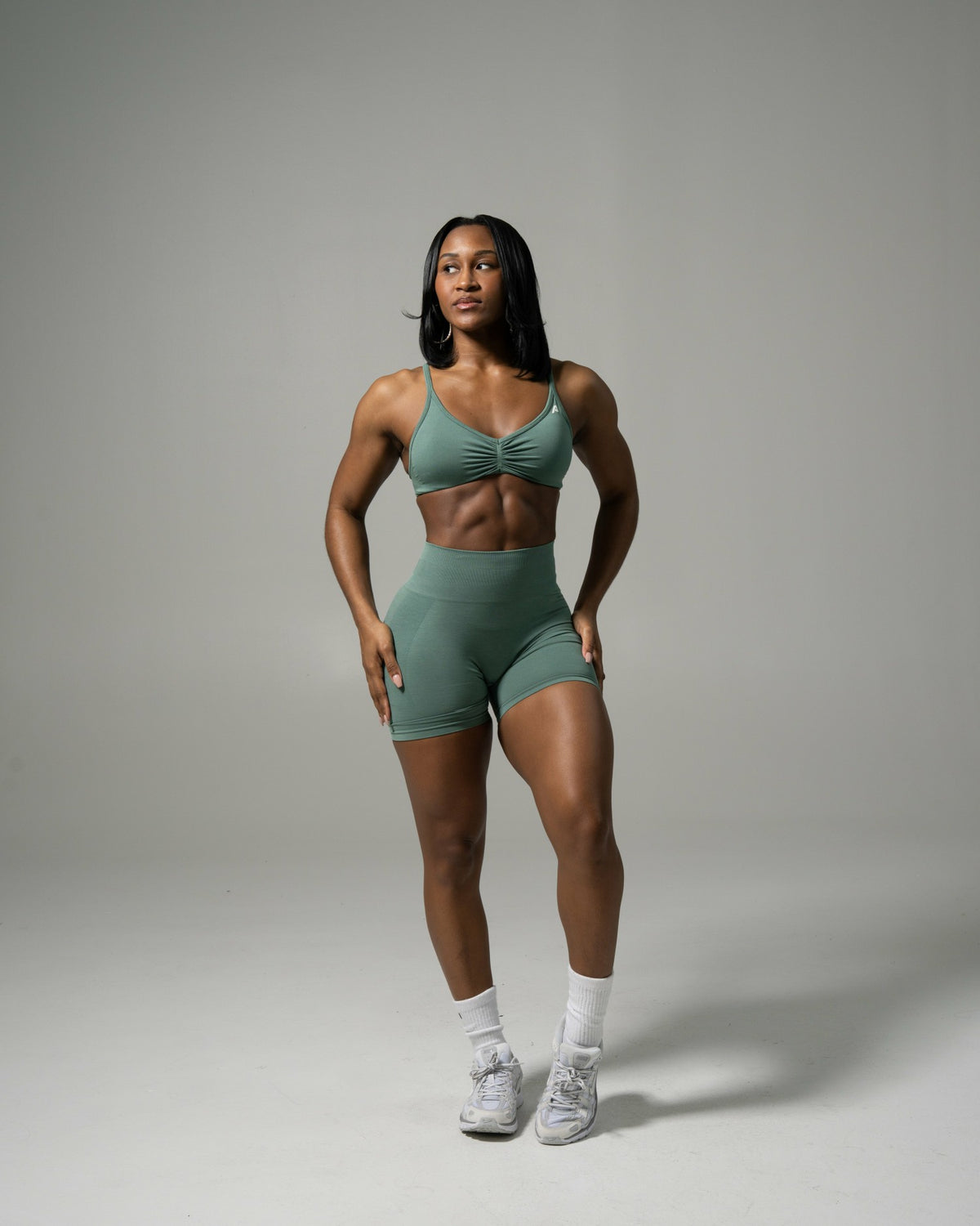 Pump Mid Rise Short - Juniper Green | Alphalete