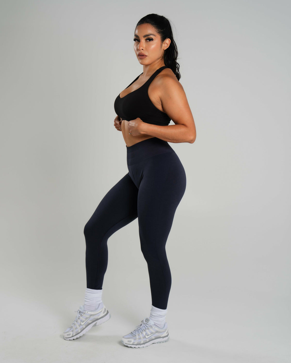 Amplify Mid Rise Legging - Deep Navy | Alphalete