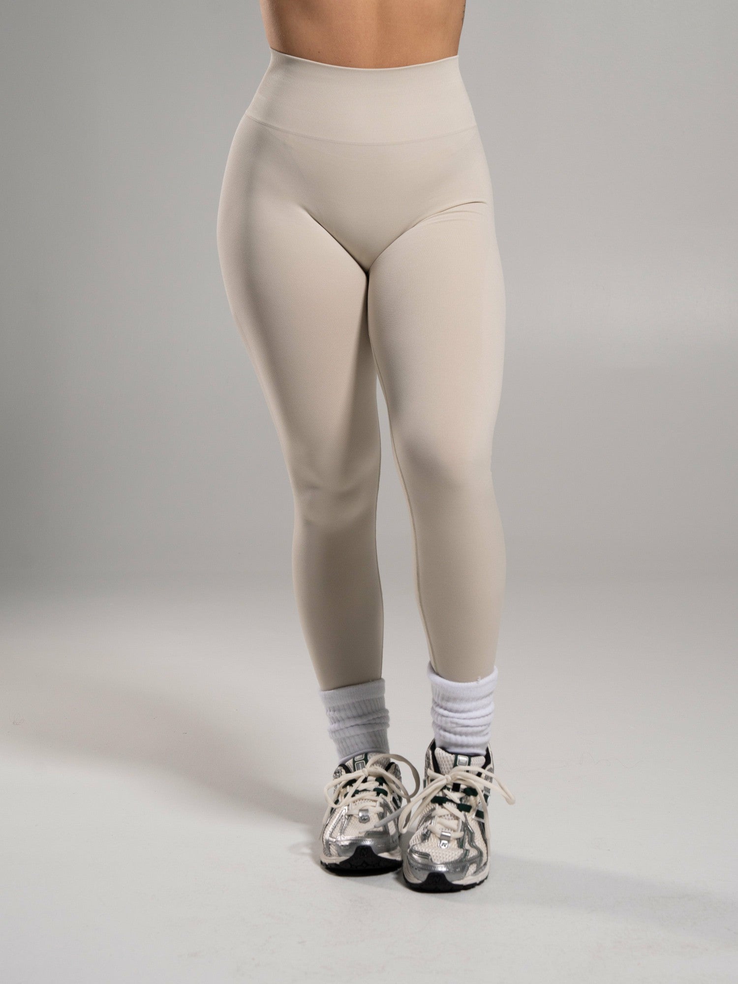 Pump High Rise Legging - Wheat | Alphalete