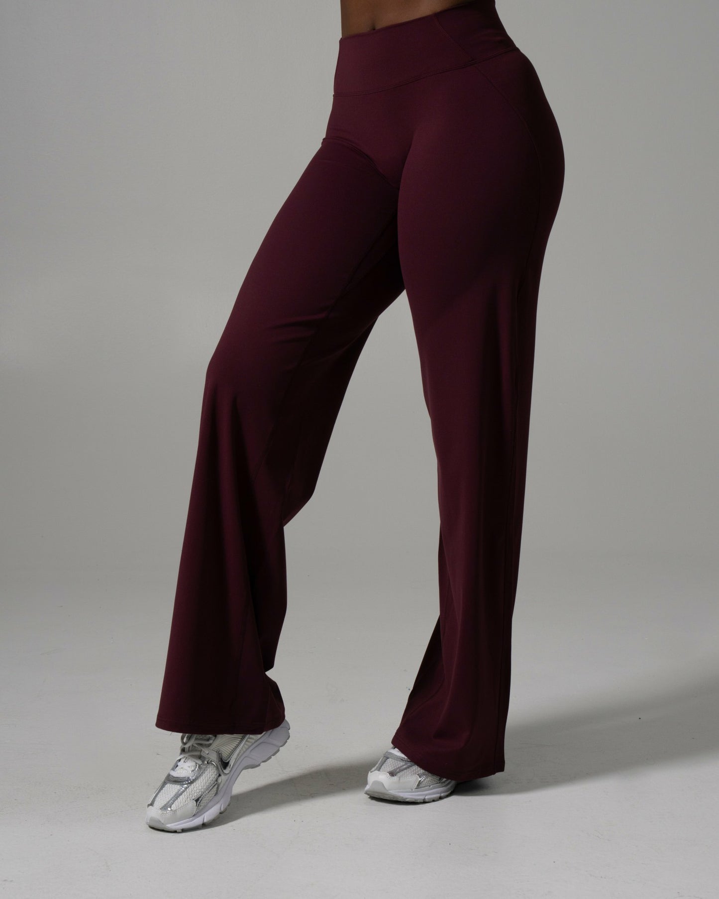 Aura Wide Leg Pant Long - Merlot | Alphalete