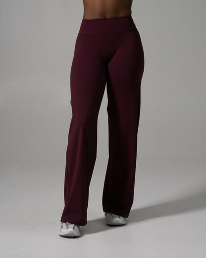 Aura Wide Leg Pant Long - Merlot | Alphalete