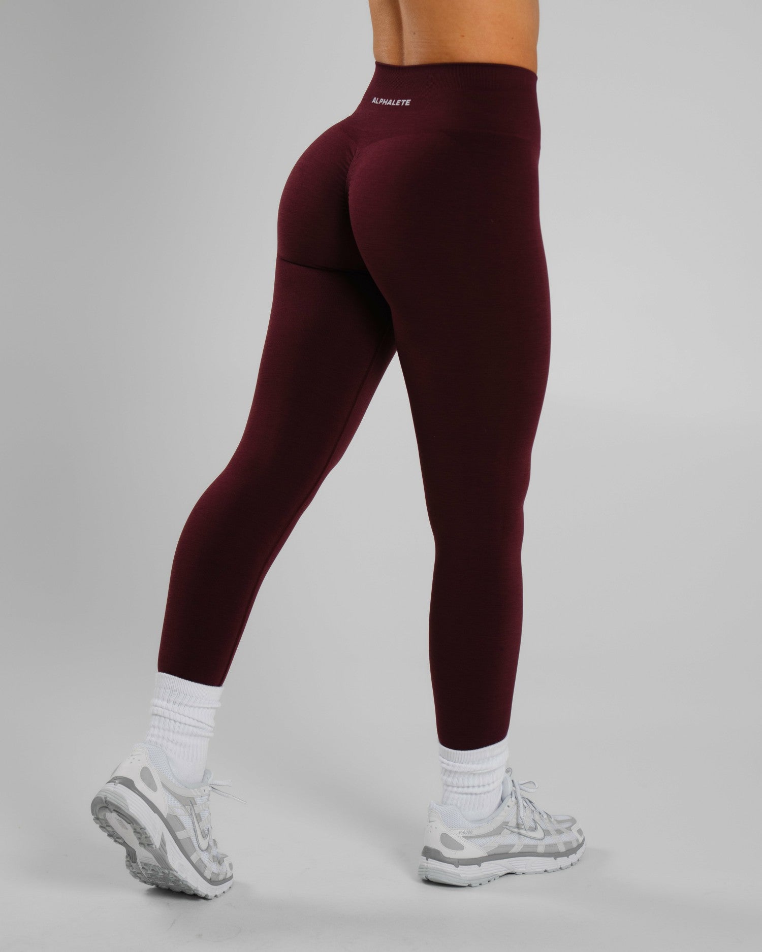 Amplify Ultra-High Rise Legging - Merlot | Alphalete