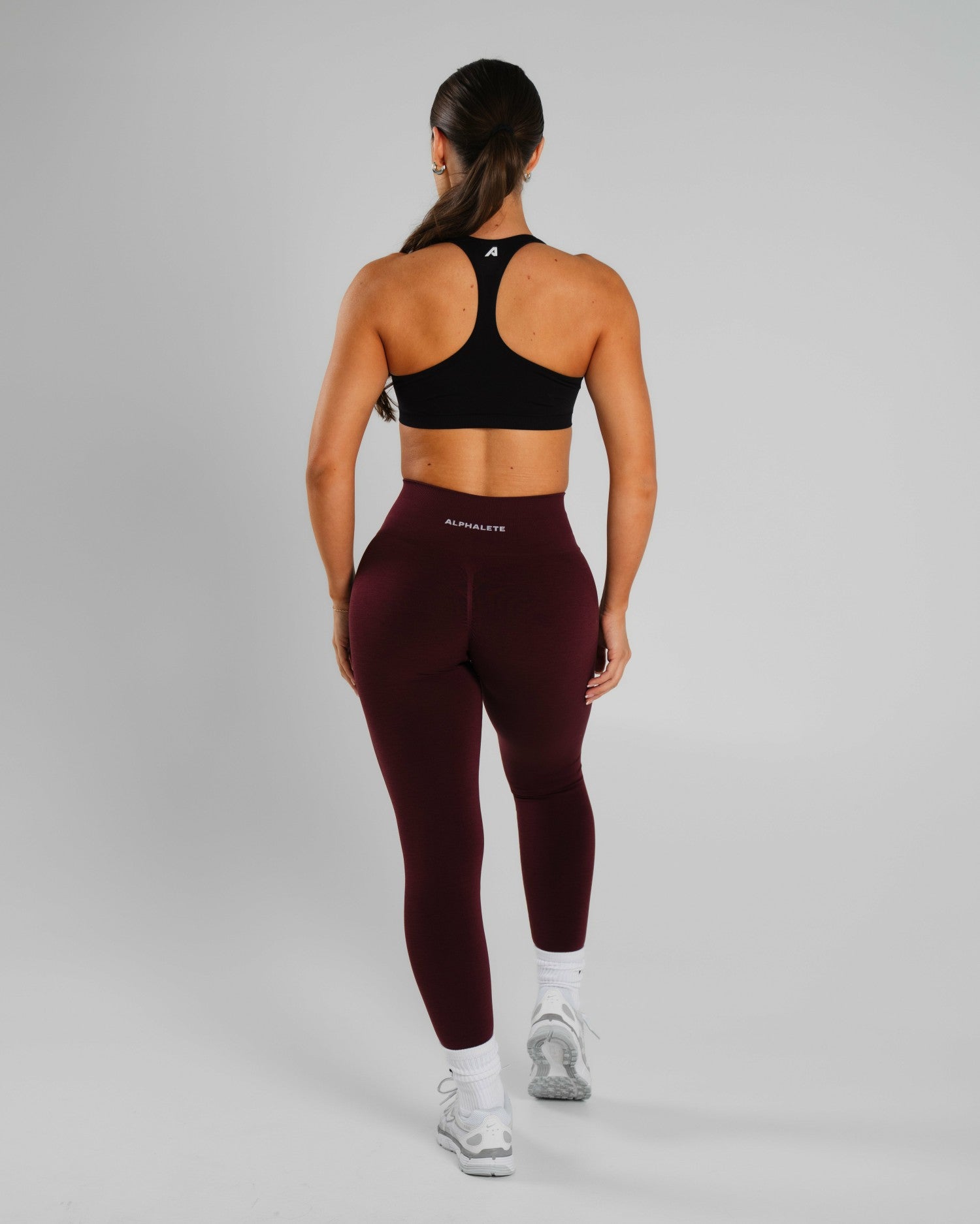 Amplify Ultra-High Rise Legging - Merlot | Alphalete