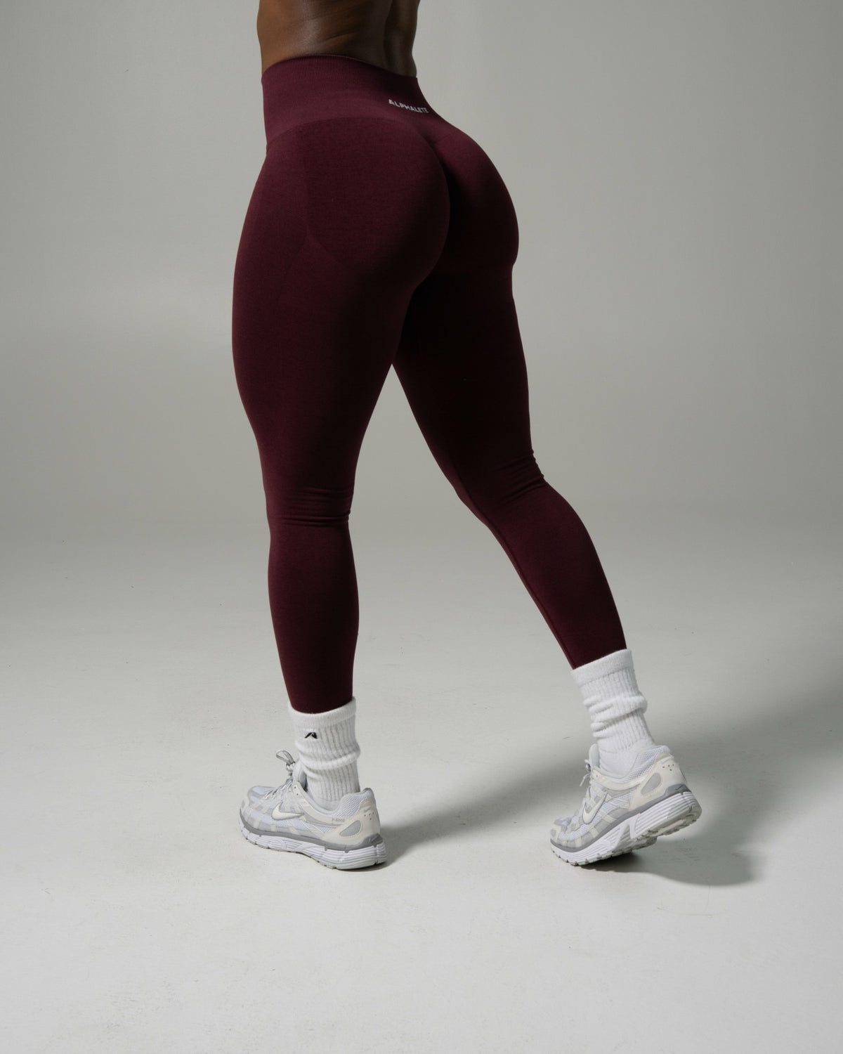 Pump Mid Rise Legging - Merlot | Alphalete