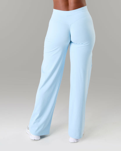 Aura Wide Leg Pant Long - Powder Blue | Alphalete