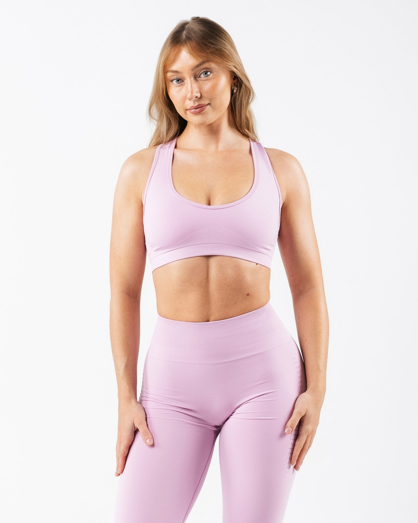 Amplify Contour Bra - Poise - Best Sports Bra | Alphalete