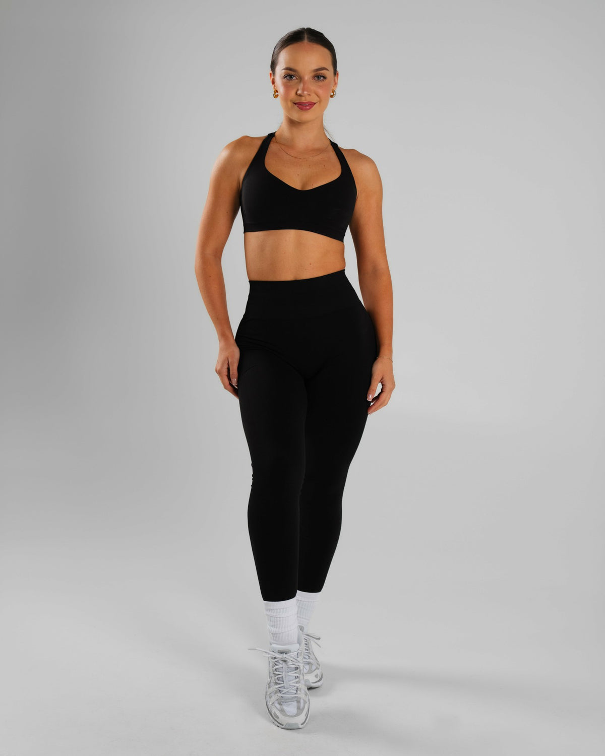 Amplify Ultra-High Rise Legging - Black | Alphalete