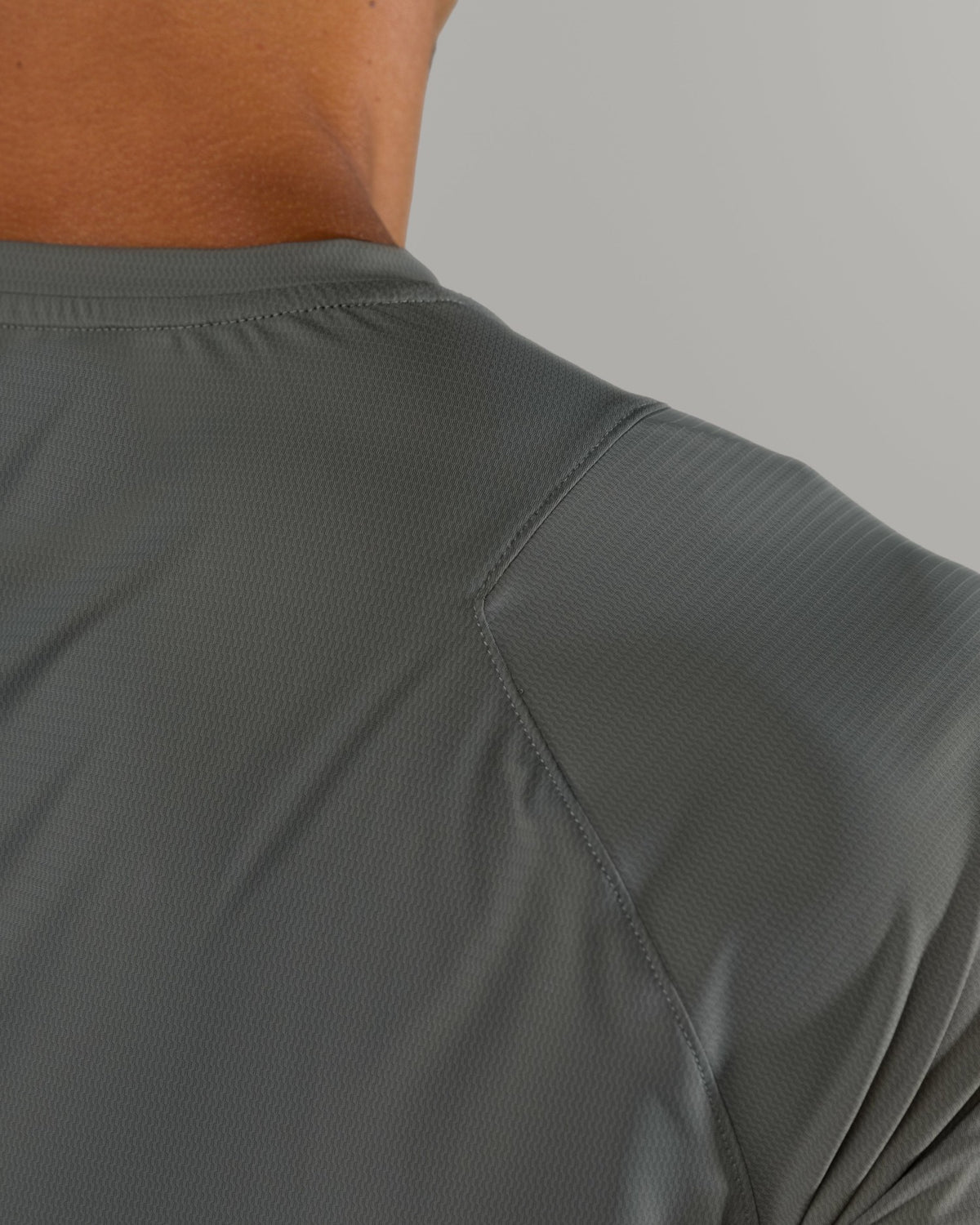 Proflex Tee - Iron Charcoal - Mens Workout Tee | Alphalete