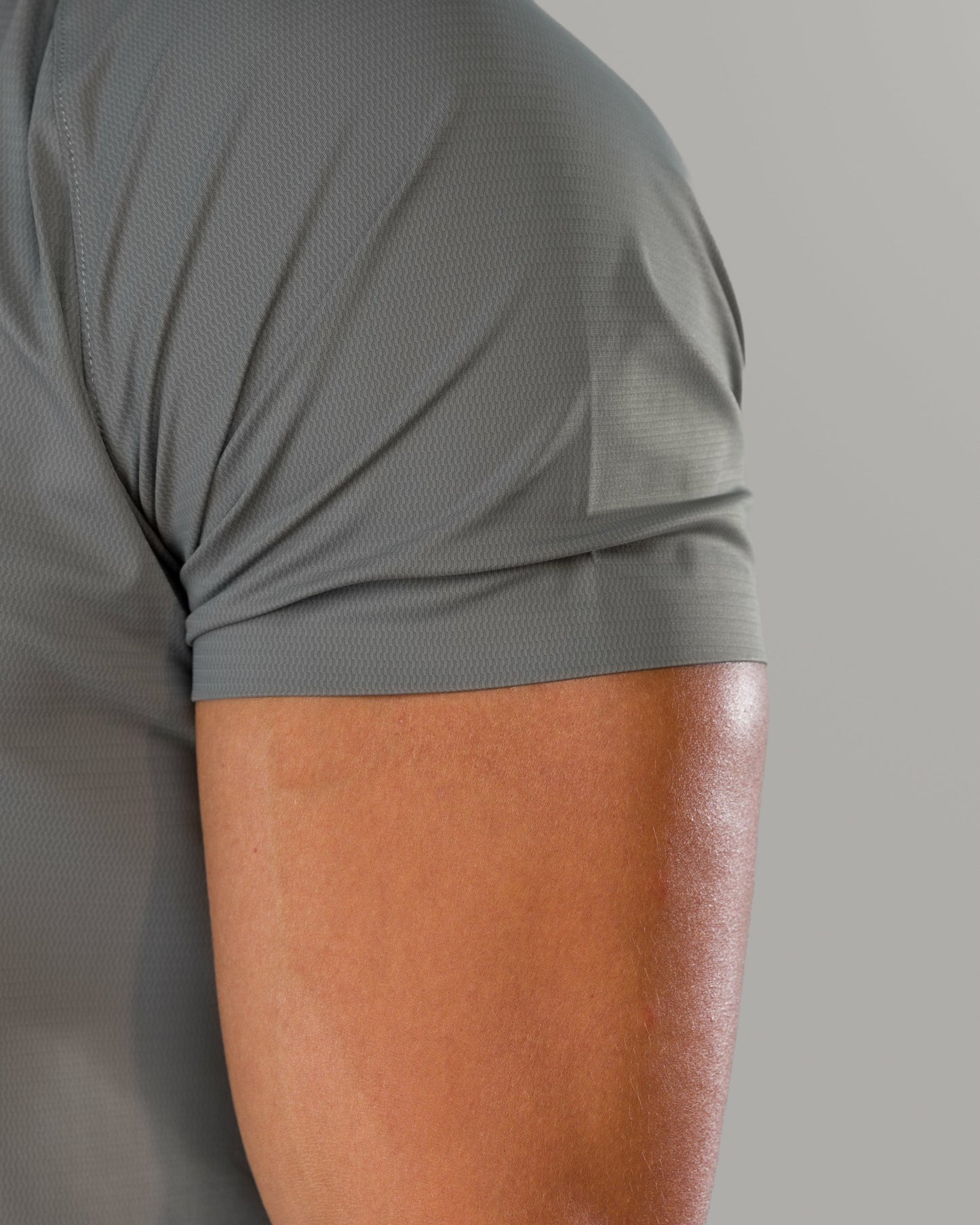 Proflex Tee - Iron Charcoal - Mens Workout Tee | Alphalete