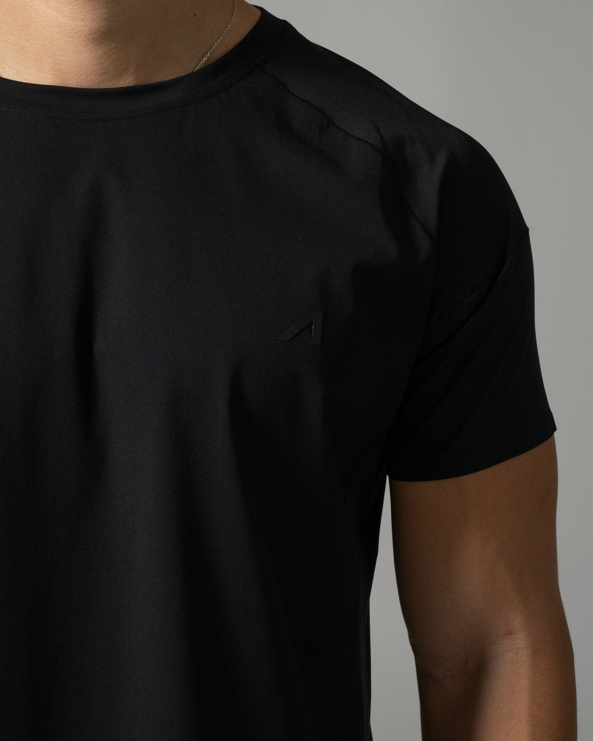 Fusion Tee - Black - Mens Workout Tee | Alphalete