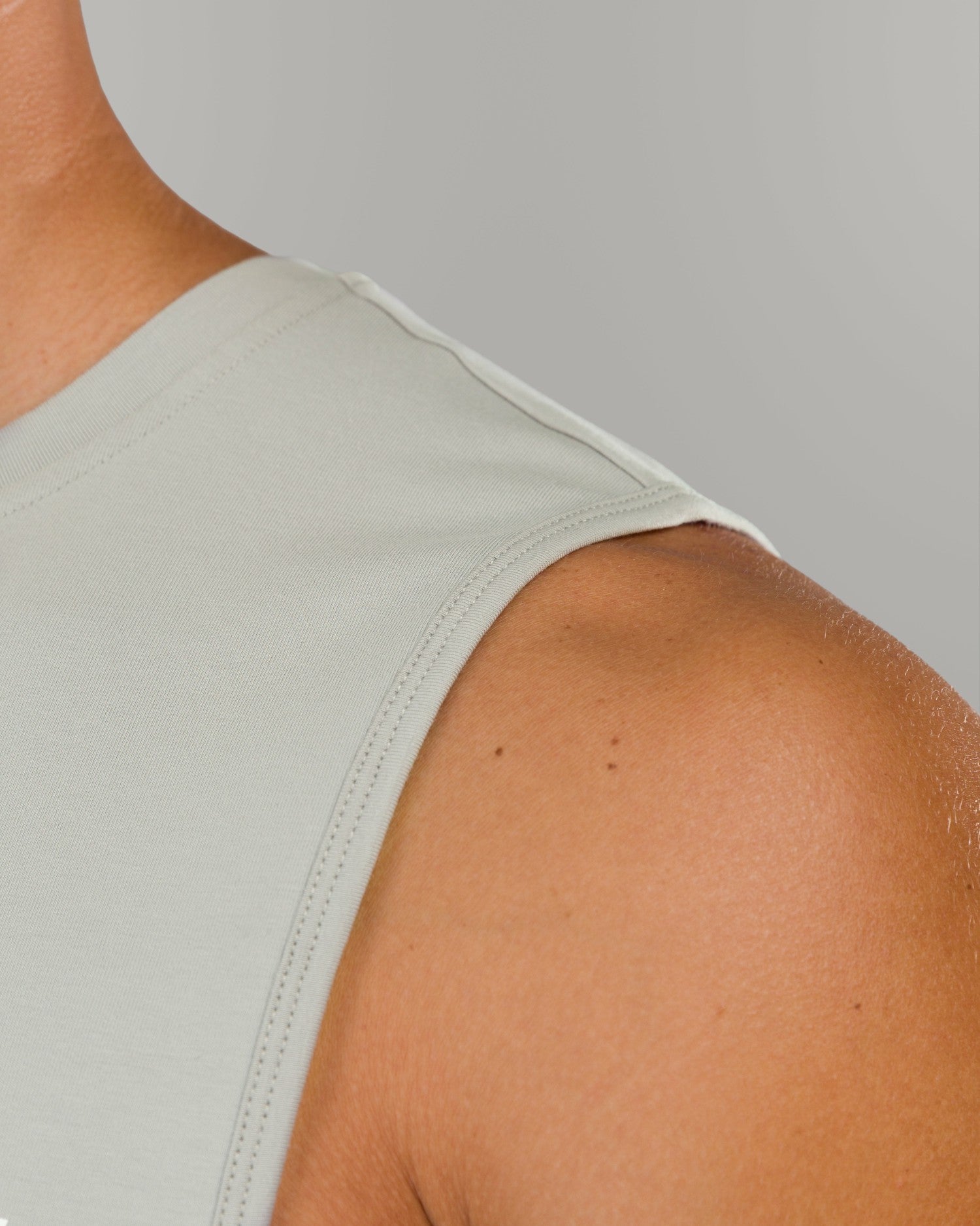 Force Core Cutoff - Silver - Mens Workout Tee | Alphalete
