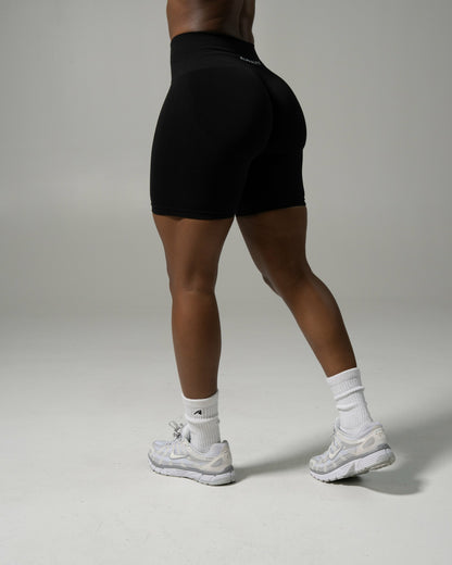 Pump Mid Rise Biker Short - Black | Alphalete