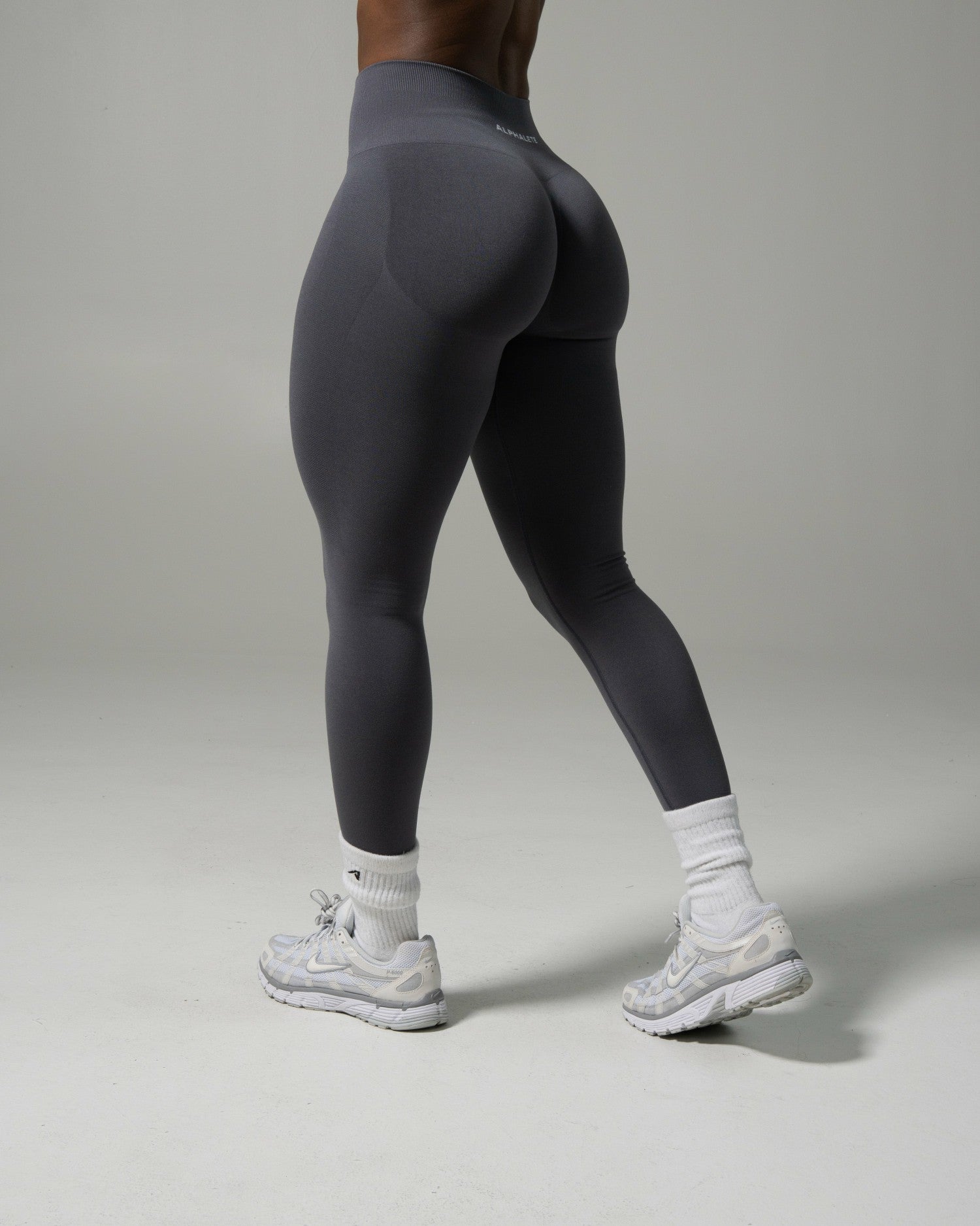Pump Mid Rise Legging - Thunderstorm | Alphalete