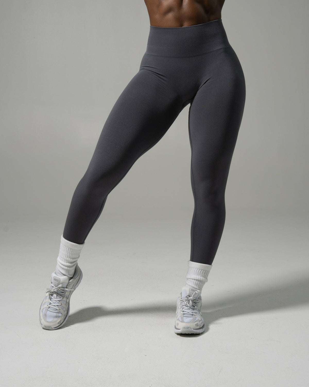 Pump Mid Rise Legging - Thunderstorm | Alphalete