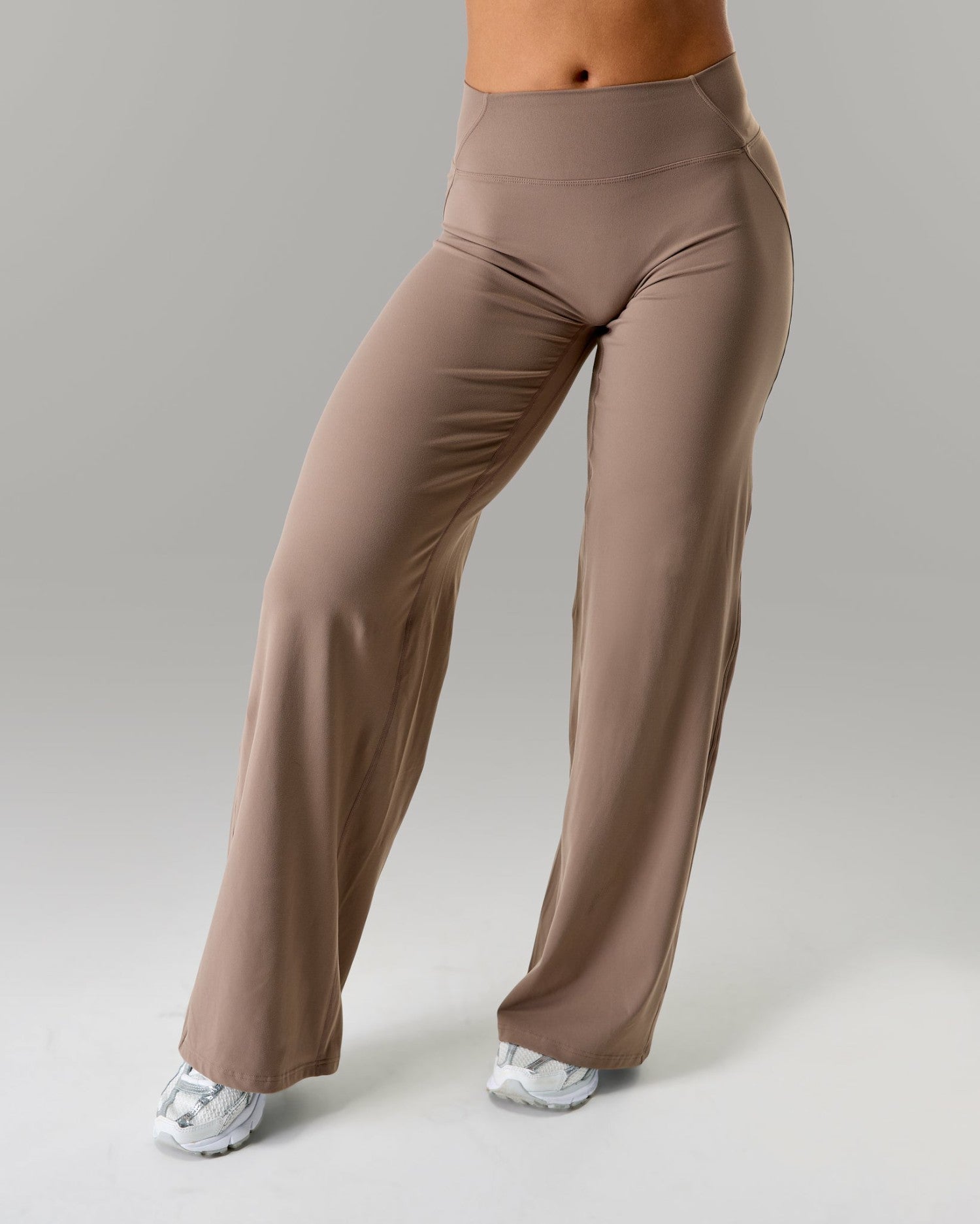 Aura Wide Leg Pant - Mocha - Workout Clothes For Women | Alphalete