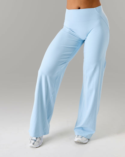 Aura Wide Leg Pant - Powder Blue | Alphalete