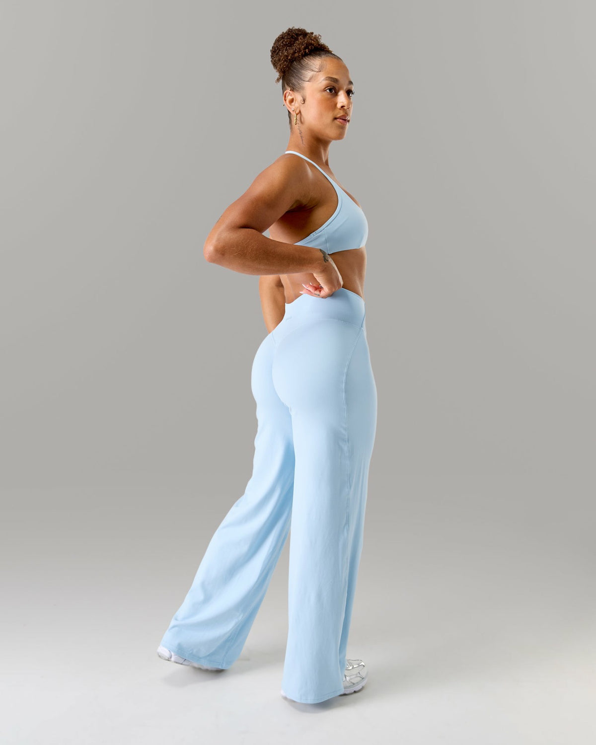 Aura Wide Leg Pant - Powder Blue | Alphalete