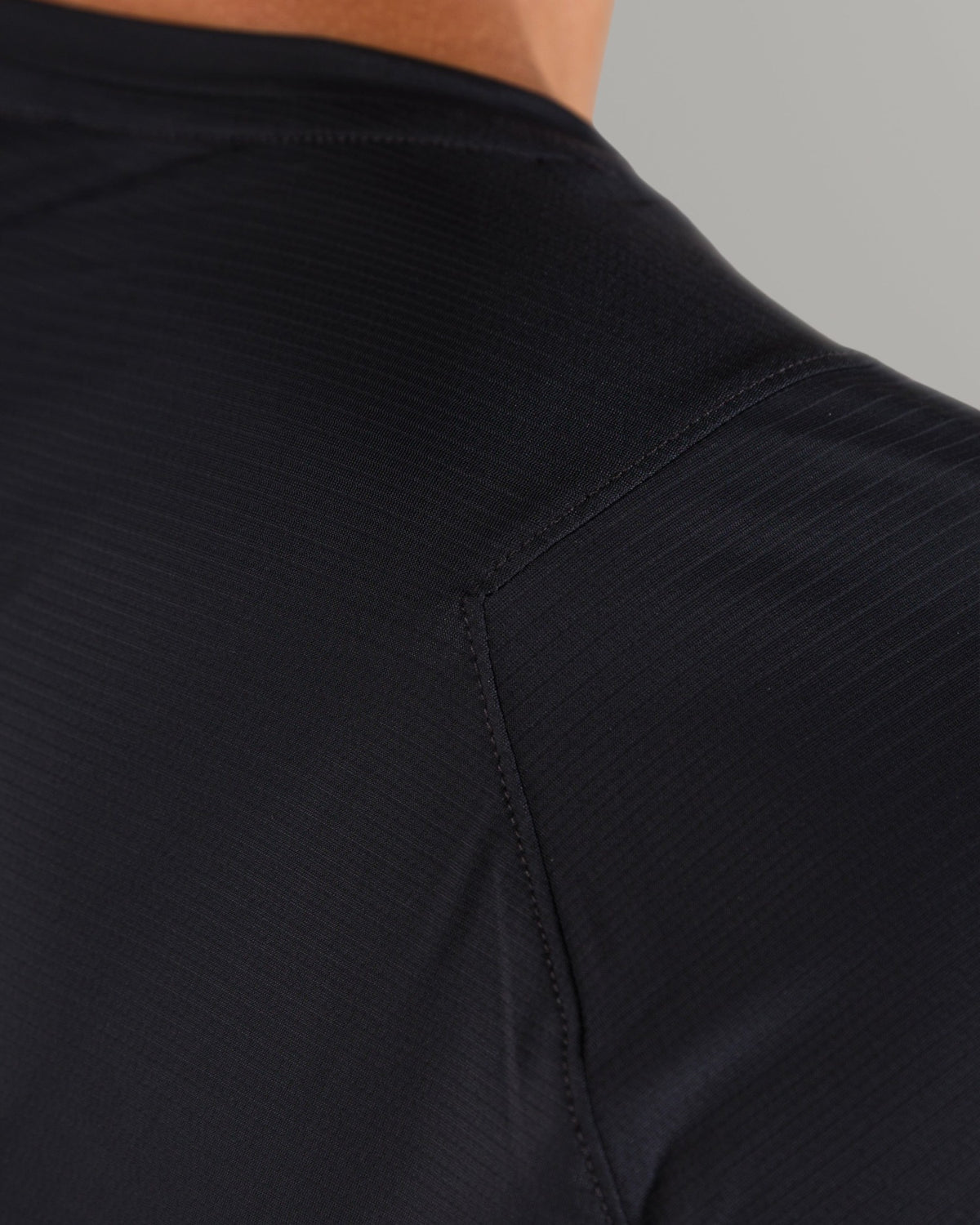 Proflex Tee - Black - Mens Workout Tee | Alphalete