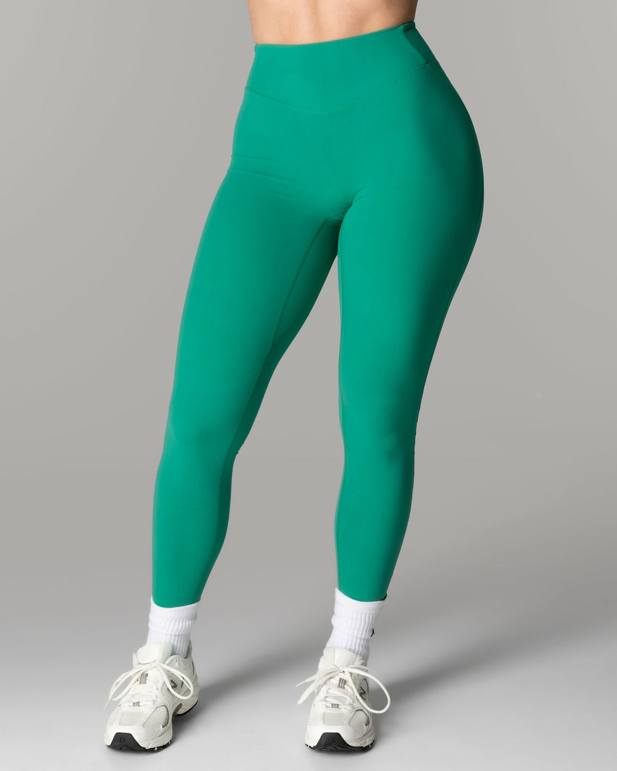 Everyday Elevate Ultra-High Rise Legging - Grove | Alphalete