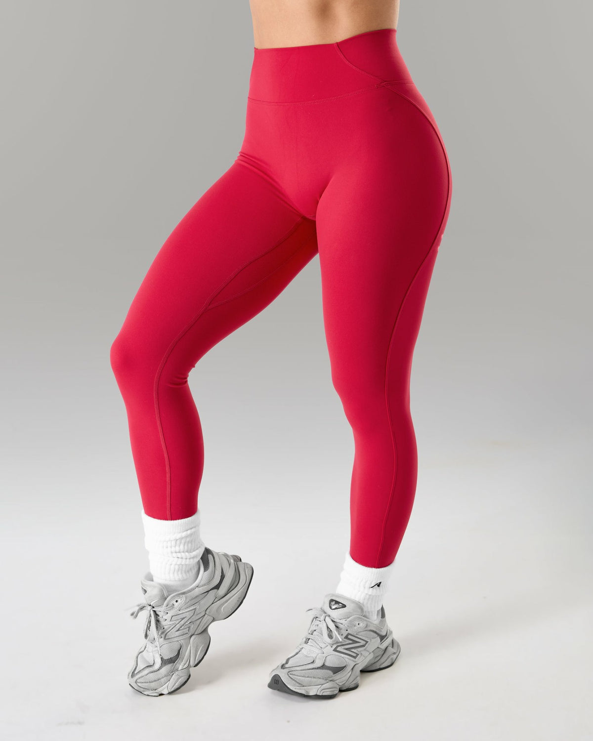 Aura Ultra-High Rise Legging - Scarlet | Alphalete
